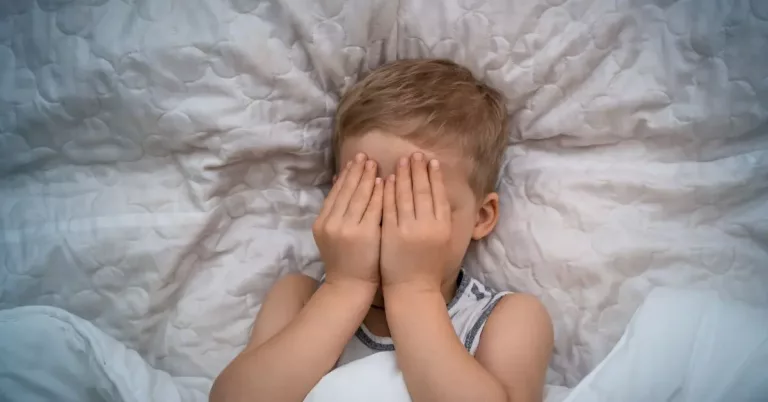 Pesadillas en Niños: Causas, Tratamiento y Prevención